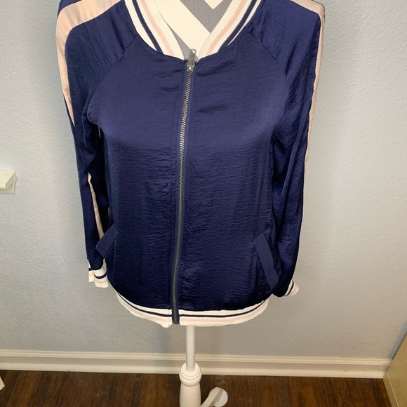 Satin bomber jacket - Picture 3 of 3